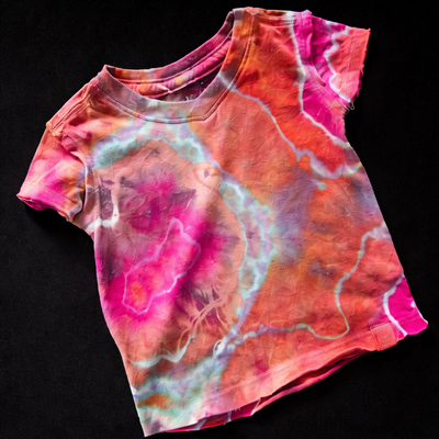 (image for) PRETTY IN PINK — Infant Geode Tie-Dye Top, 0–3 Months